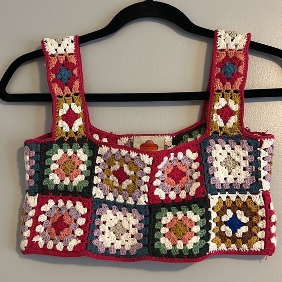 Farm RIO crochet granny square knit crop top - Picture 5 of 8
